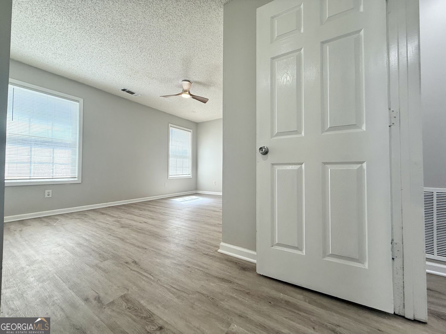 2154 Olmadison View Atlanta GA 30349