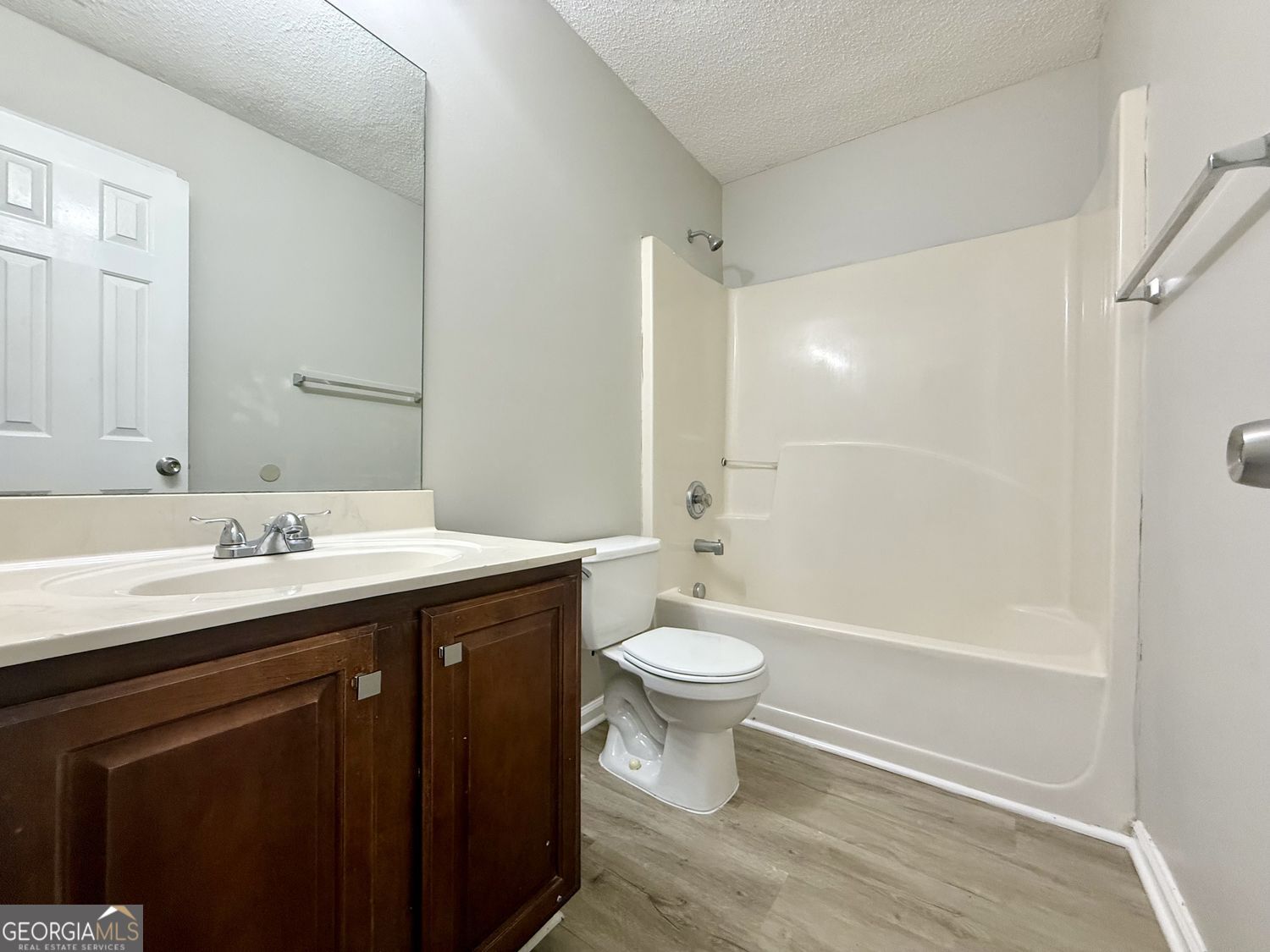 2154 Olmadison View Atlanta GA 30349