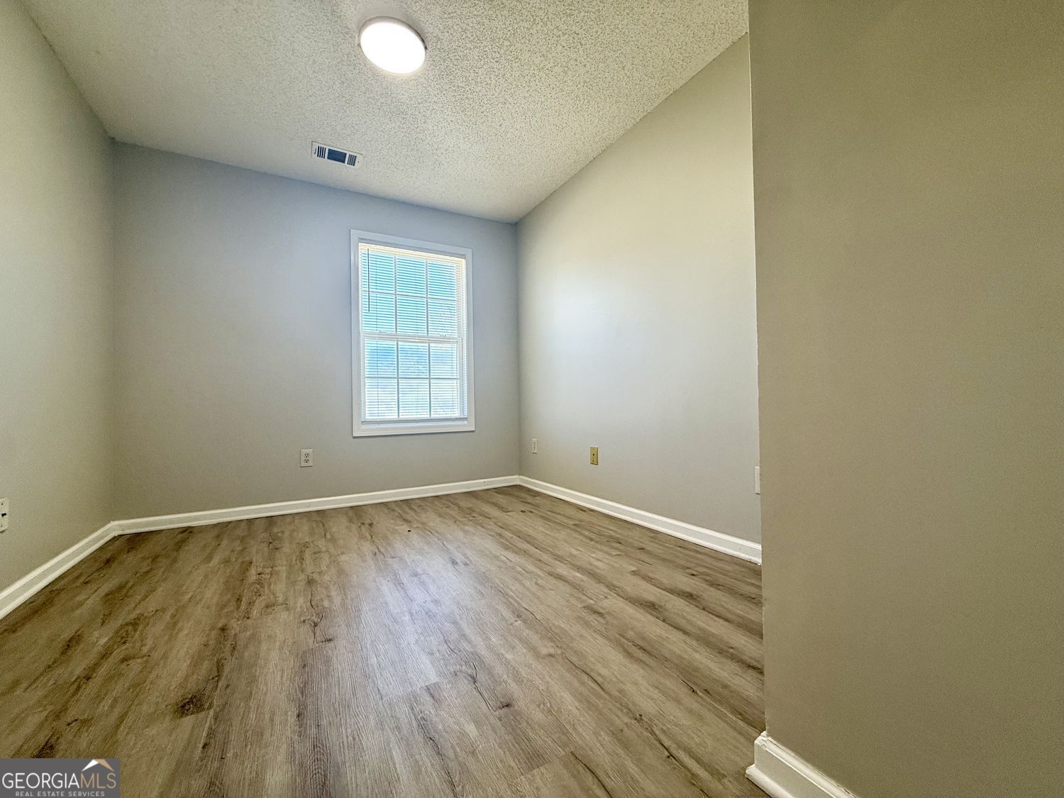 2154 Olmadison View Atlanta GA 30349