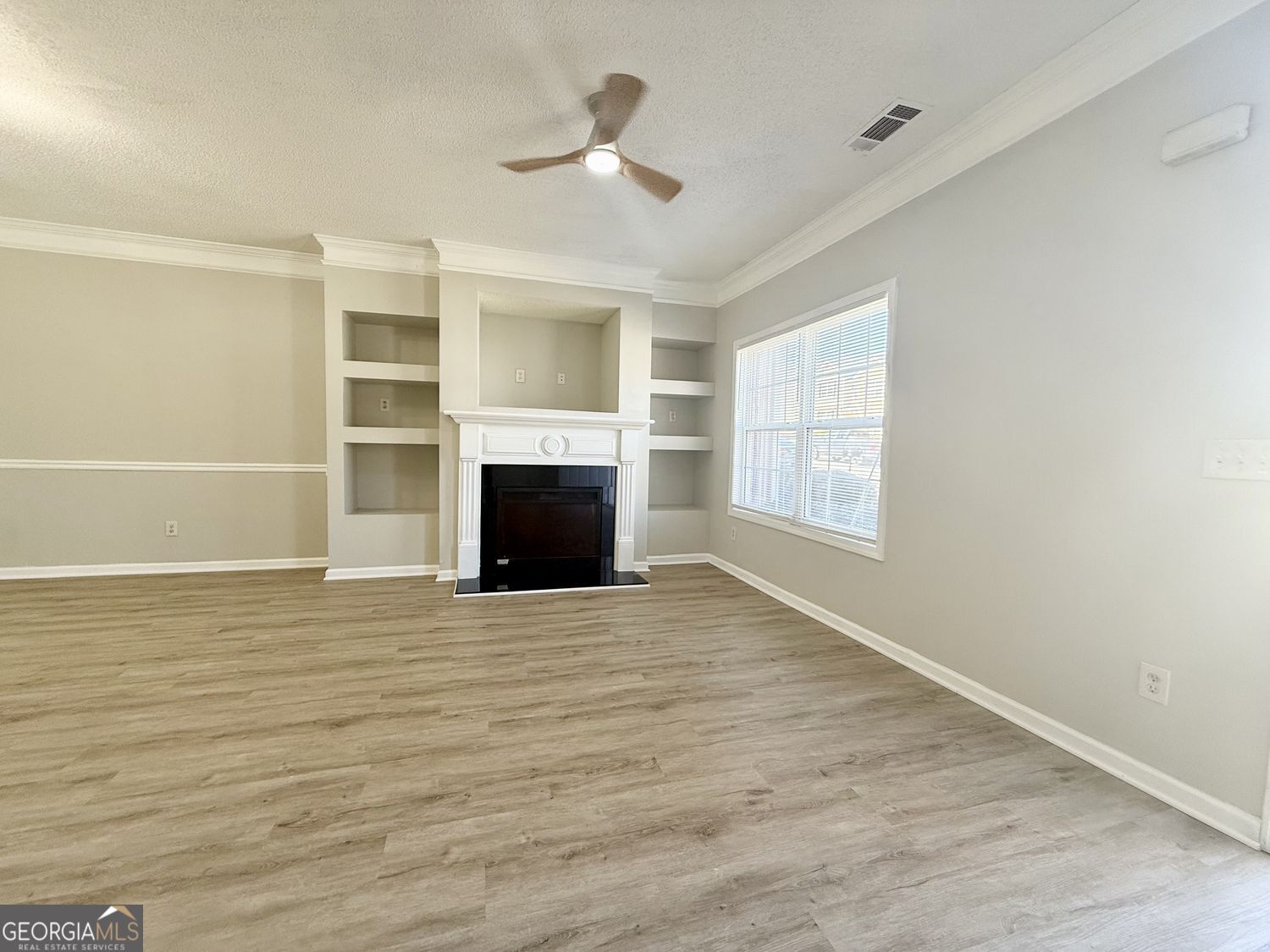 2154 Olmadison View Atlanta GA 30349