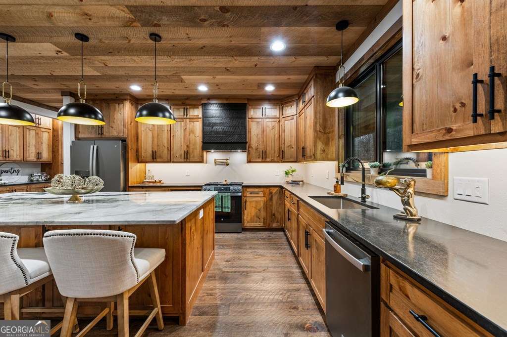 45 Shermans Court Mccaysville GA 30555