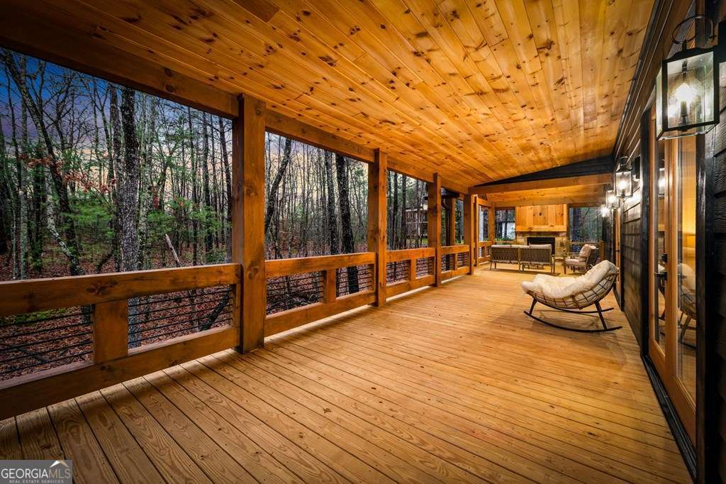 45 Shermans Court Mccaysville GA 30555