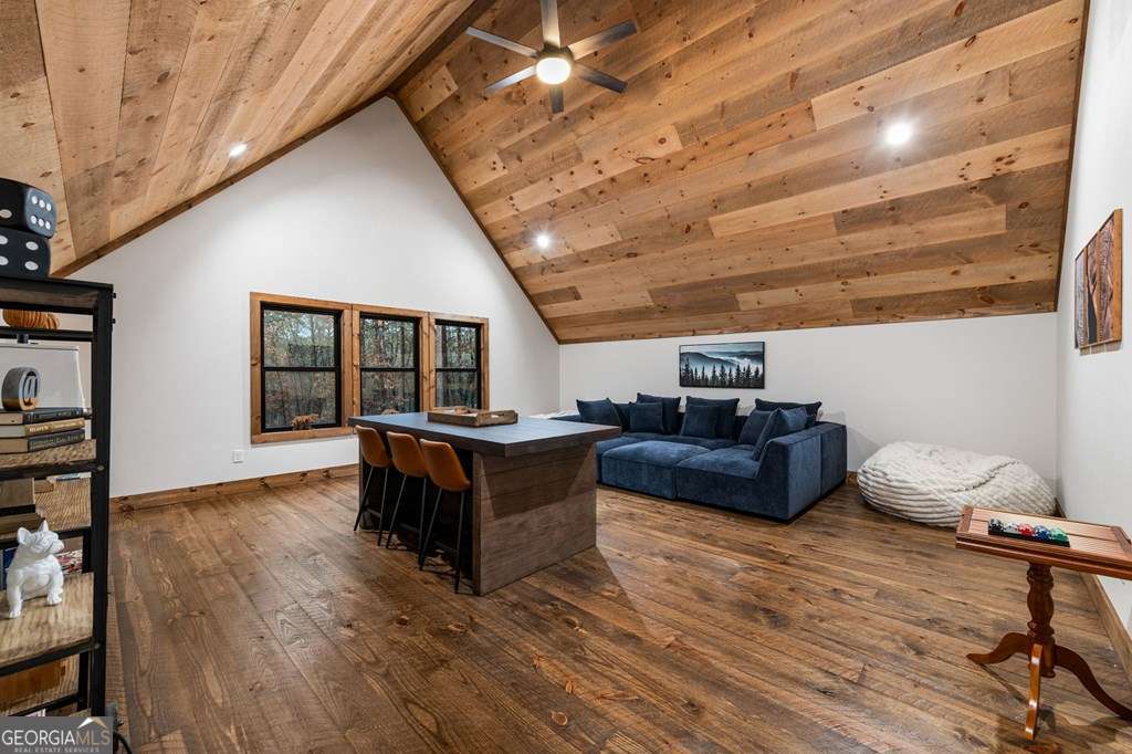 45 Shermans Court Mccaysville GA 30555