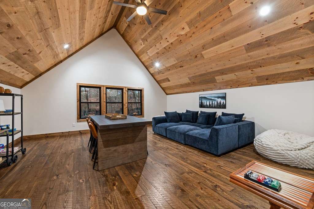 45 Shermans Court Mccaysville GA 30555