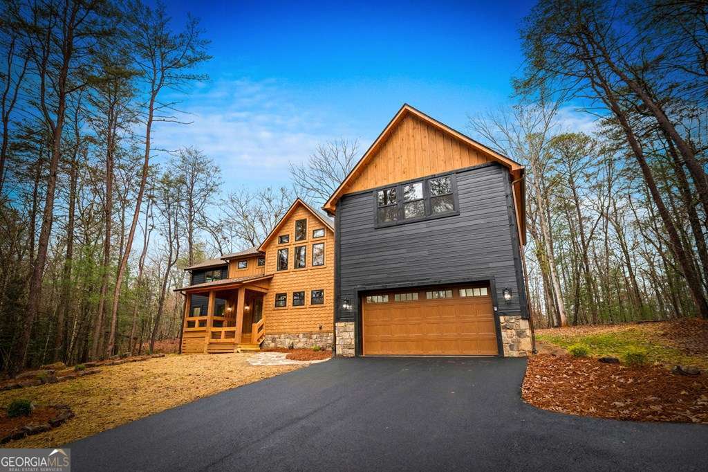45 Shermans Court Mccaysville GA 30555
