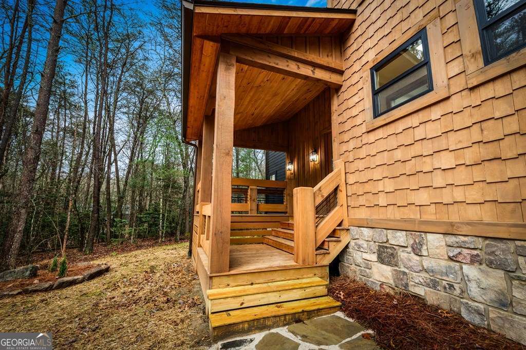 45 Shermans Court Mccaysville GA 30555