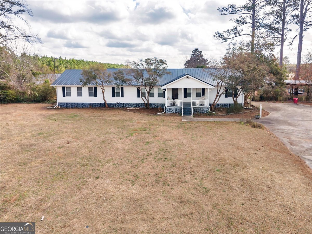 10780 Highway 112 Irwinton GA 31042