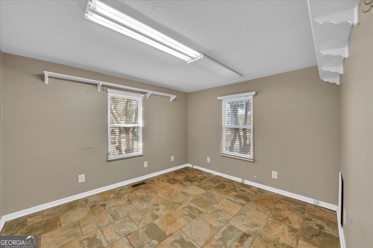 10780 Highway 112 Irwinton GA 31042