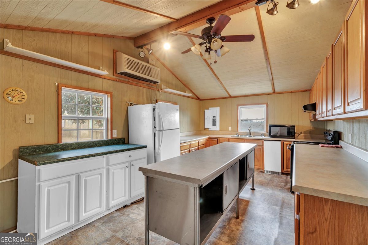 10780 Highway 112 Irwinton GA 31042