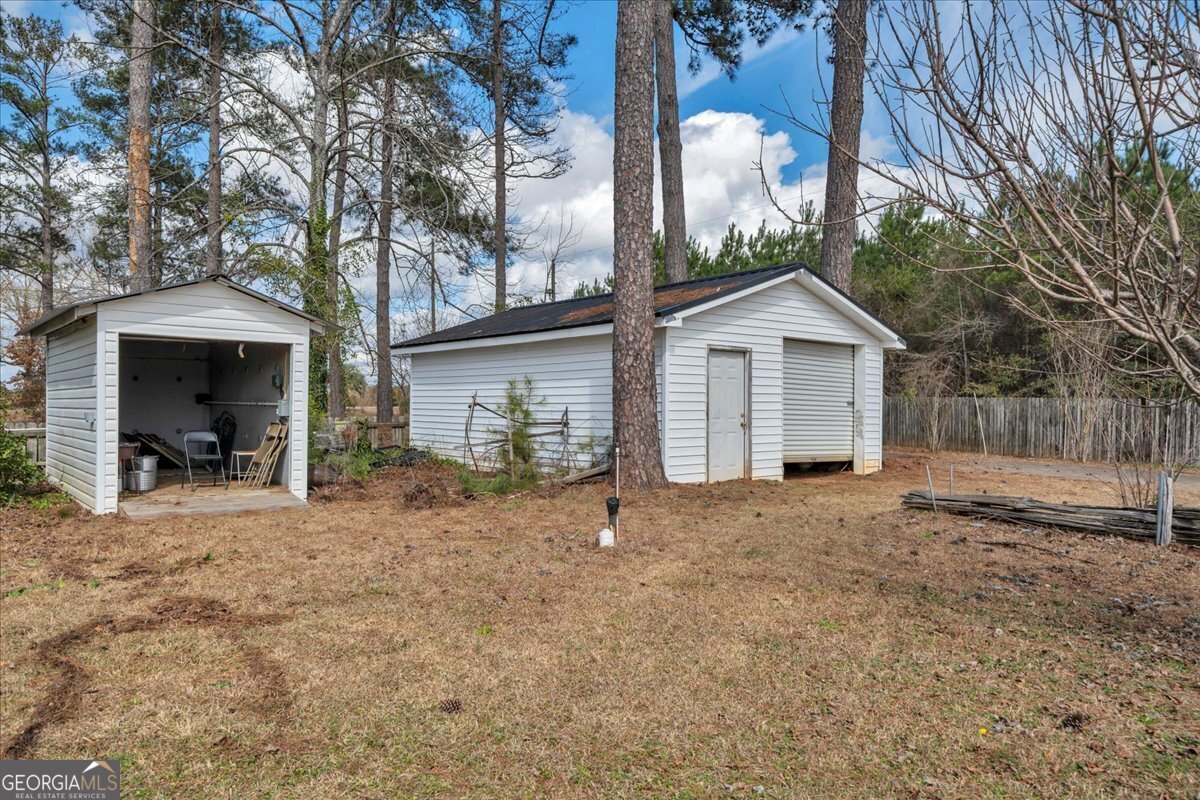 10780 Highway 112 Irwinton GA 31042