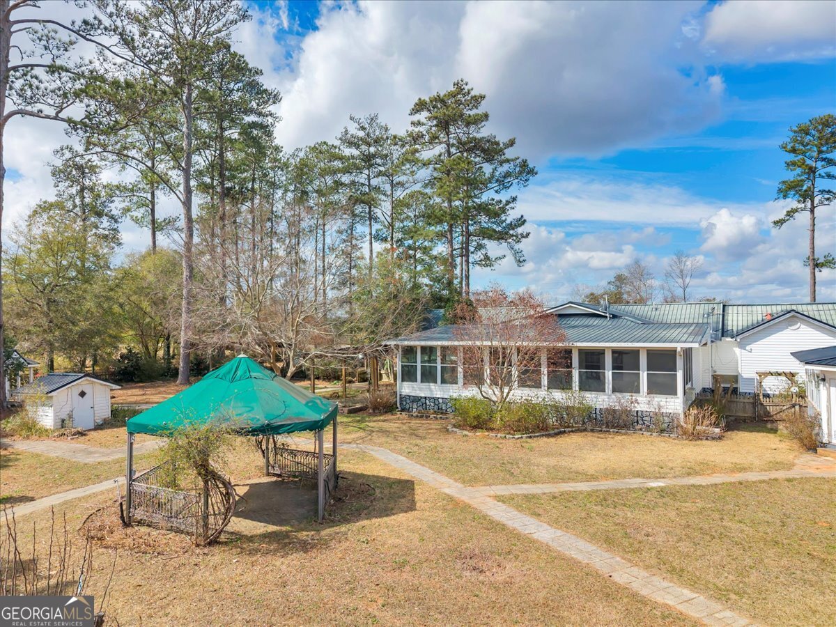 10780 Highway 112 Irwinton GA 31042