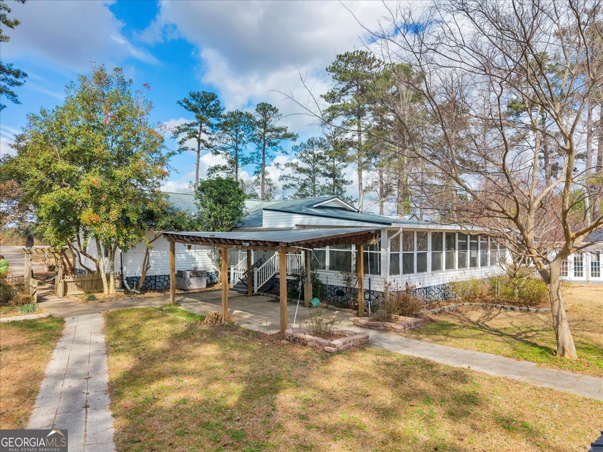 10780 Highway 112 Irwinton GA 31042