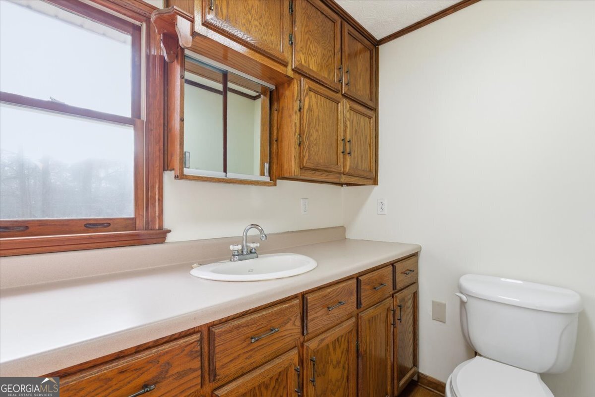 229 Meadows Road Newborn GA 30056