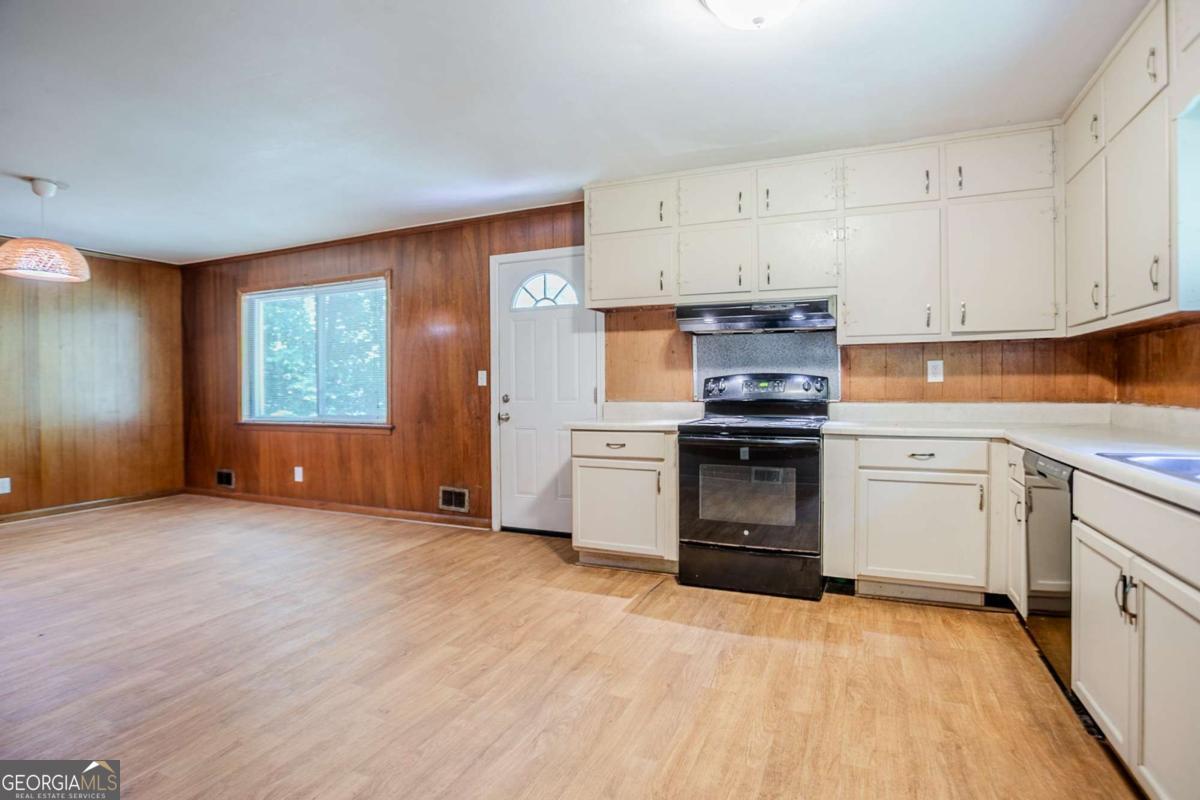 2201 Bolling Brook Drive SW Atlanta GA 30311