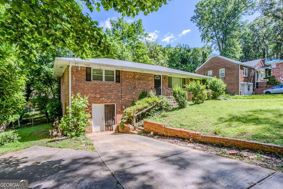 2201 Bolling Brook Drive SW Atlanta GA 30311