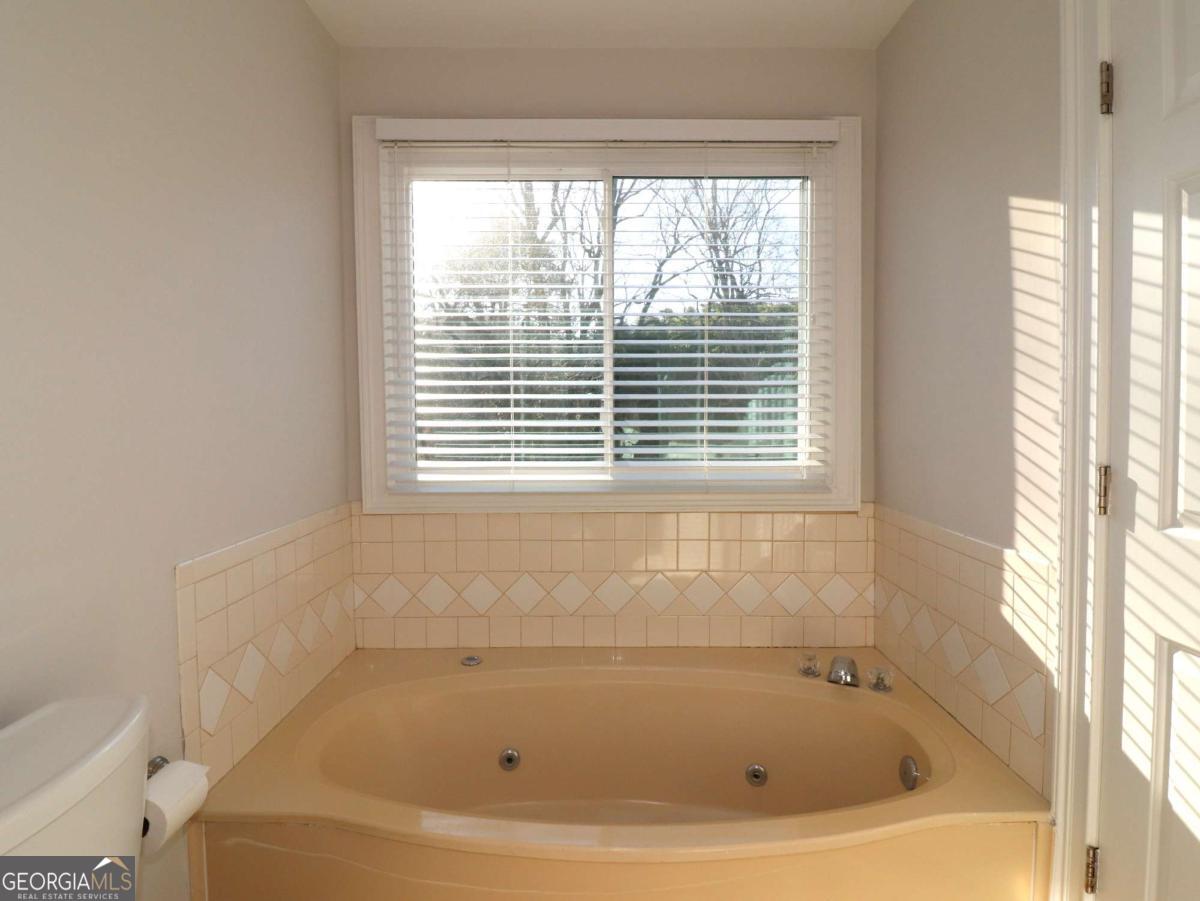 5580 River Heights Crossing Marietta GA 30067