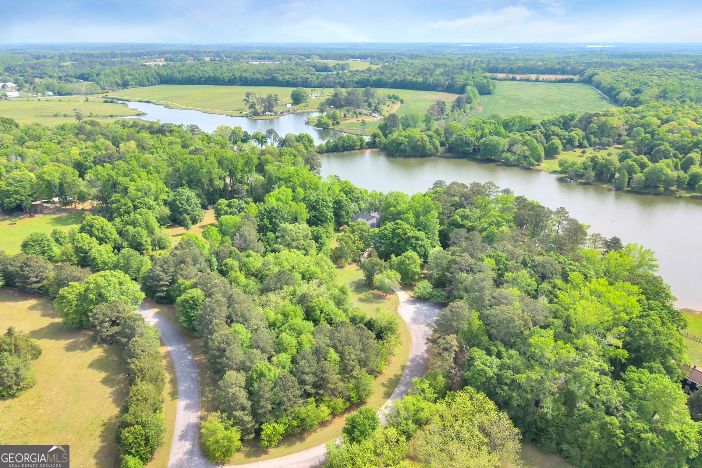125 Lake Drive Covington GA 30014