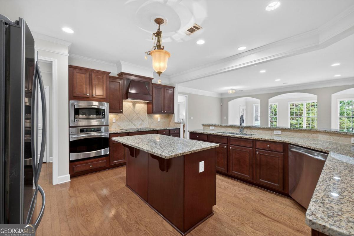 1010 Overlook Cove Greensboro GA 30642