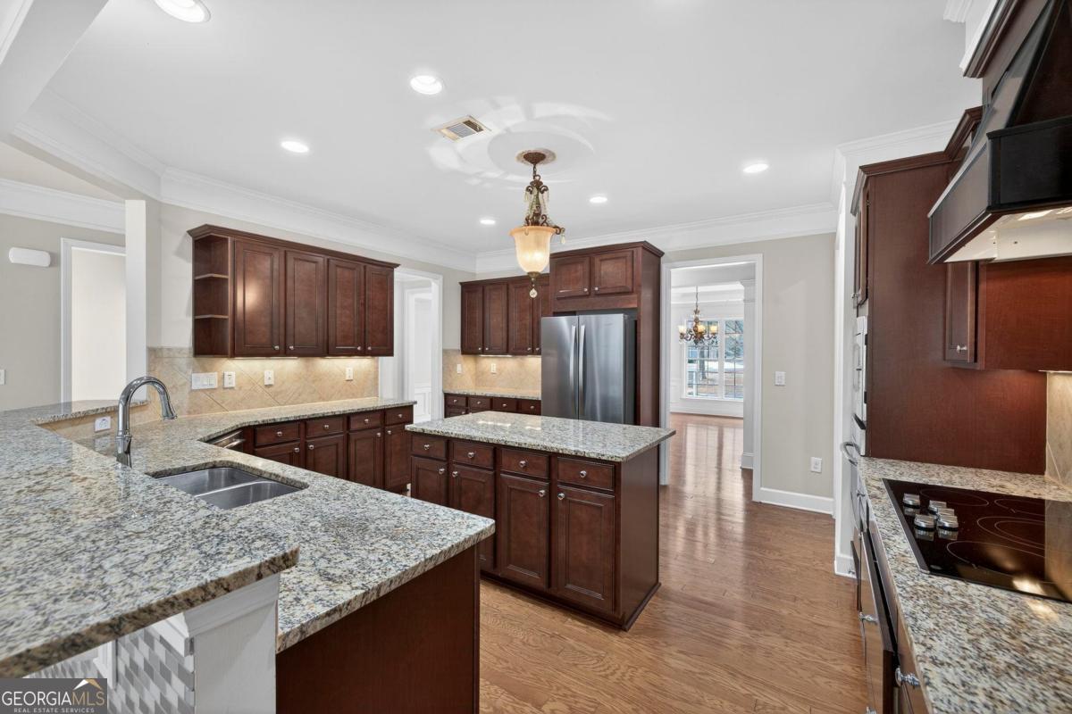 1010 Overlook Cove Greensboro GA 30642