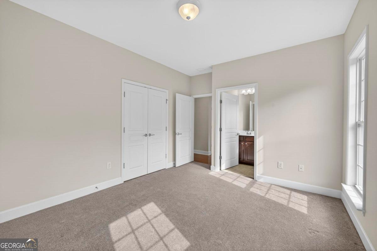 1010 Overlook Cove Greensboro GA 30642