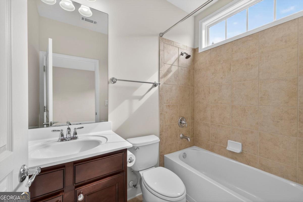 1010 Overlook Cove Greensboro GA 30642