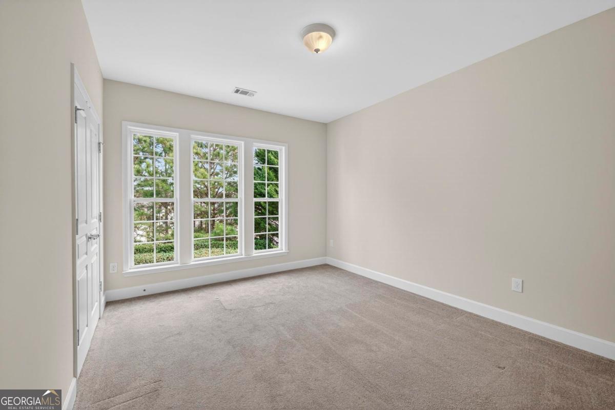 1010 Overlook Cove Greensboro GA 30642