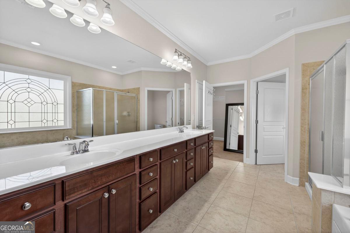 1010 Overlook Cove Greensboro GA 30642