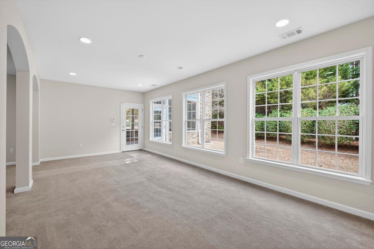 1010 Overlook Cove Greensboro GA 30642