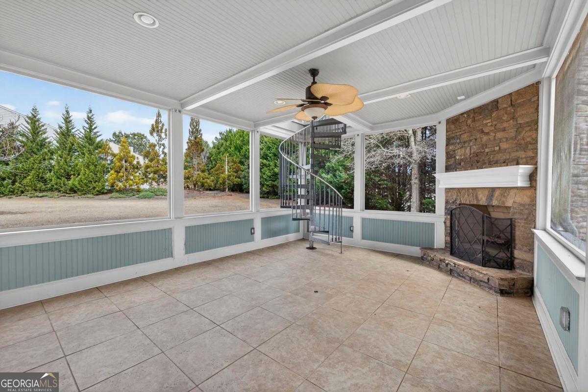 1010 Overlook Cove Greensboro GA 30642