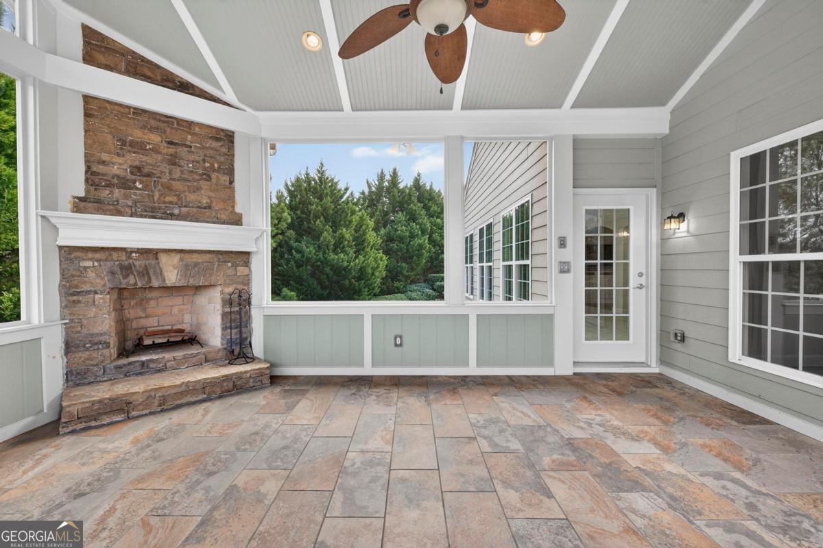 1010 Overlook Cove Greensboro GA 30642
