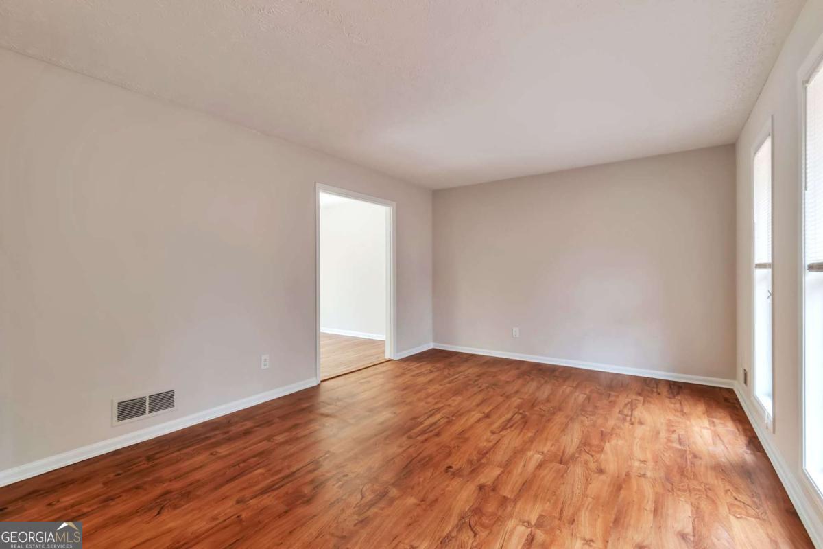 5900 Simone Drive Stone Mountain GA 30087