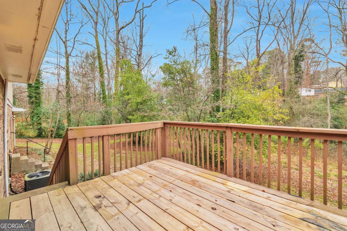 5900 Simone Drive Stone Mountain GA 30087