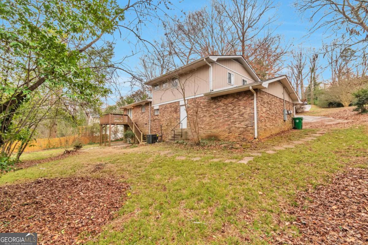 5900 Simone Drive Stone Mountain GA 30087