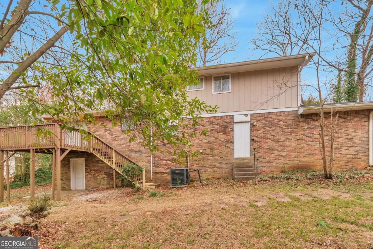5900 Simone Drive Stone Mountain GA 30087