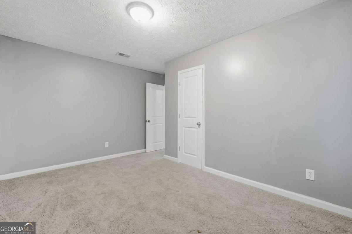 5856 Rock Road Union City GA 30291