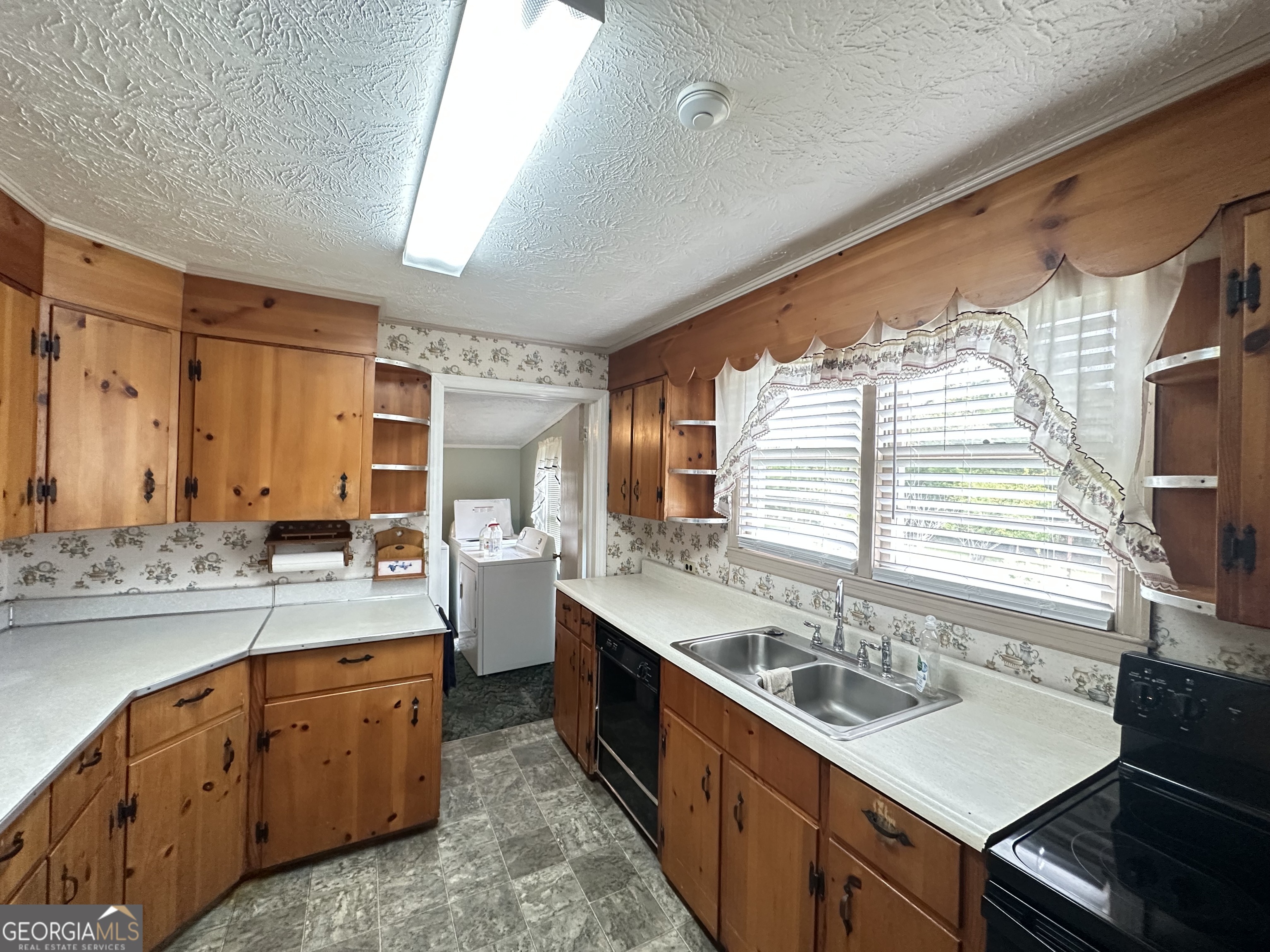 17 Second Street Mcrae-helena GA 31037
