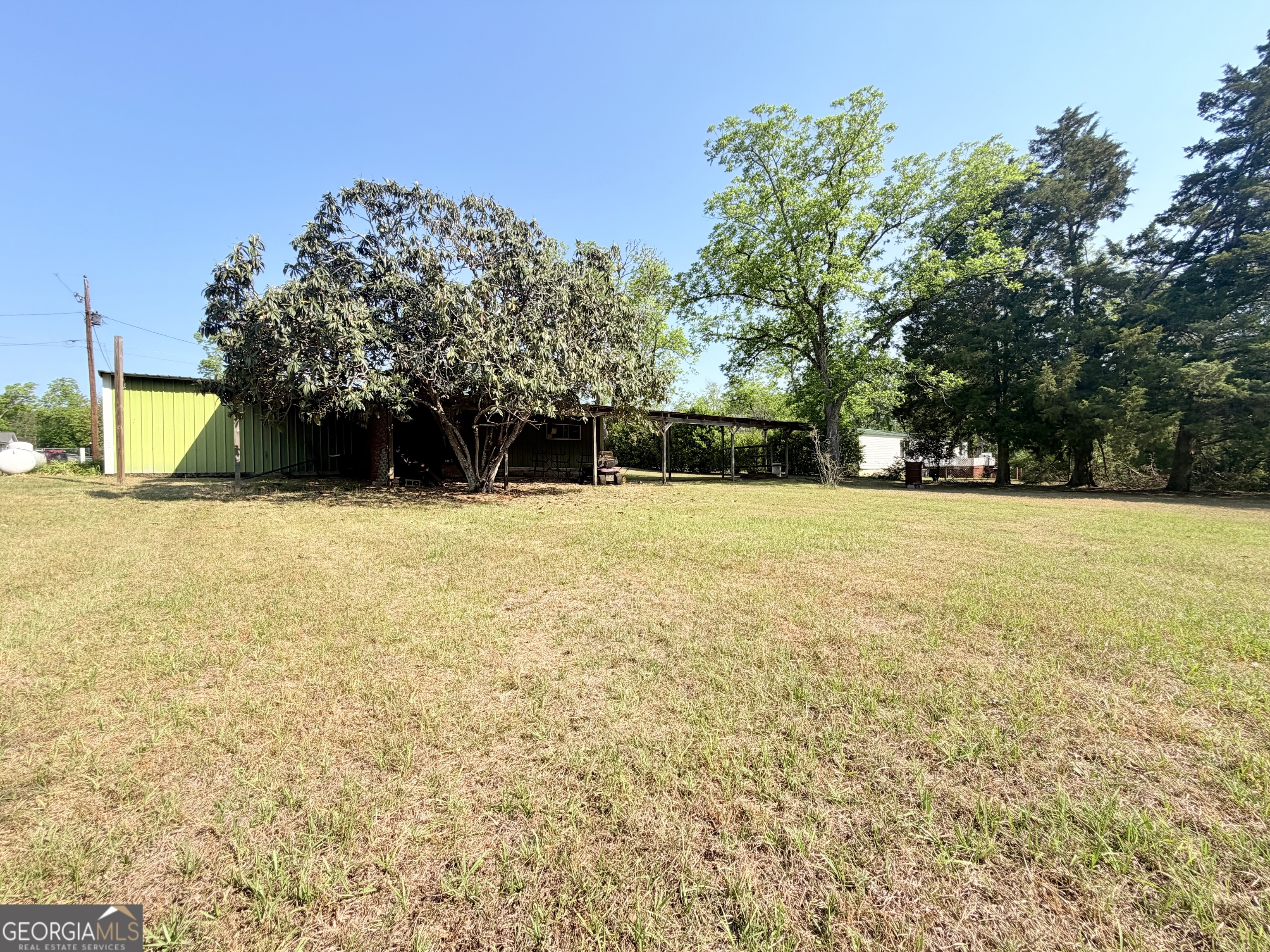17 Second Street Mcrae-helena GA 31037
