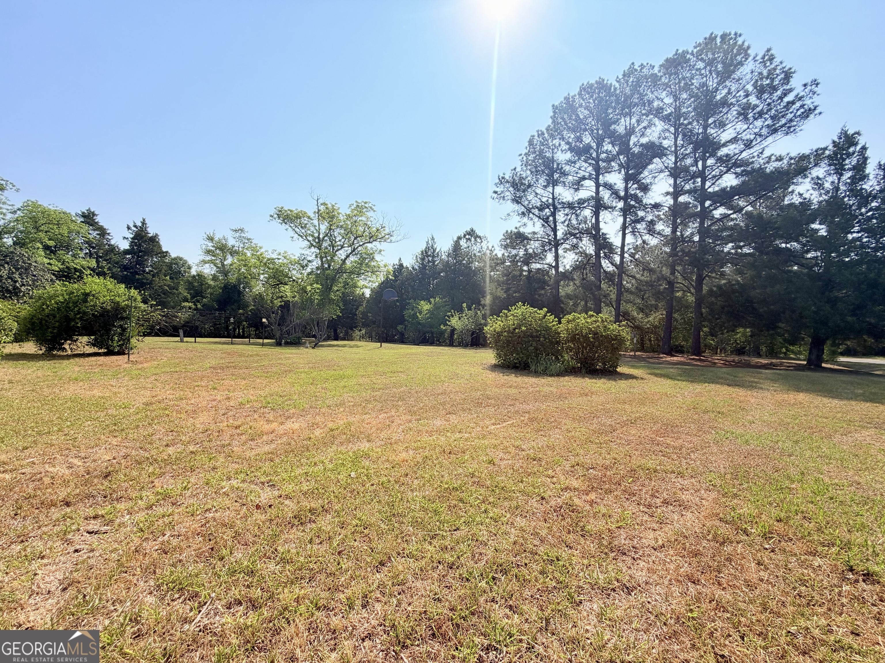 17 Second Street Mcrae-helena GA 31037