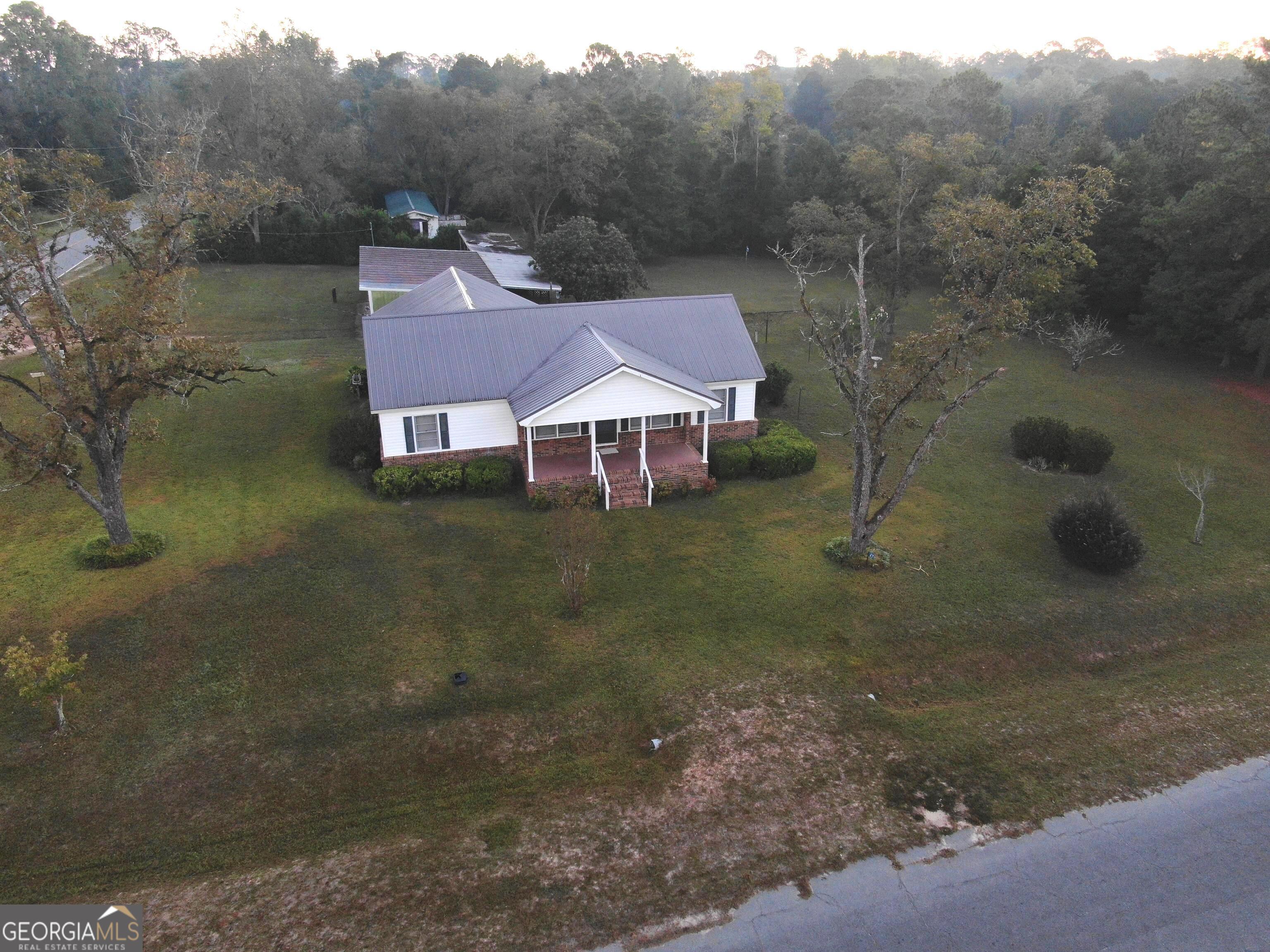 17 Second Street Mcrae-helena GA 31037