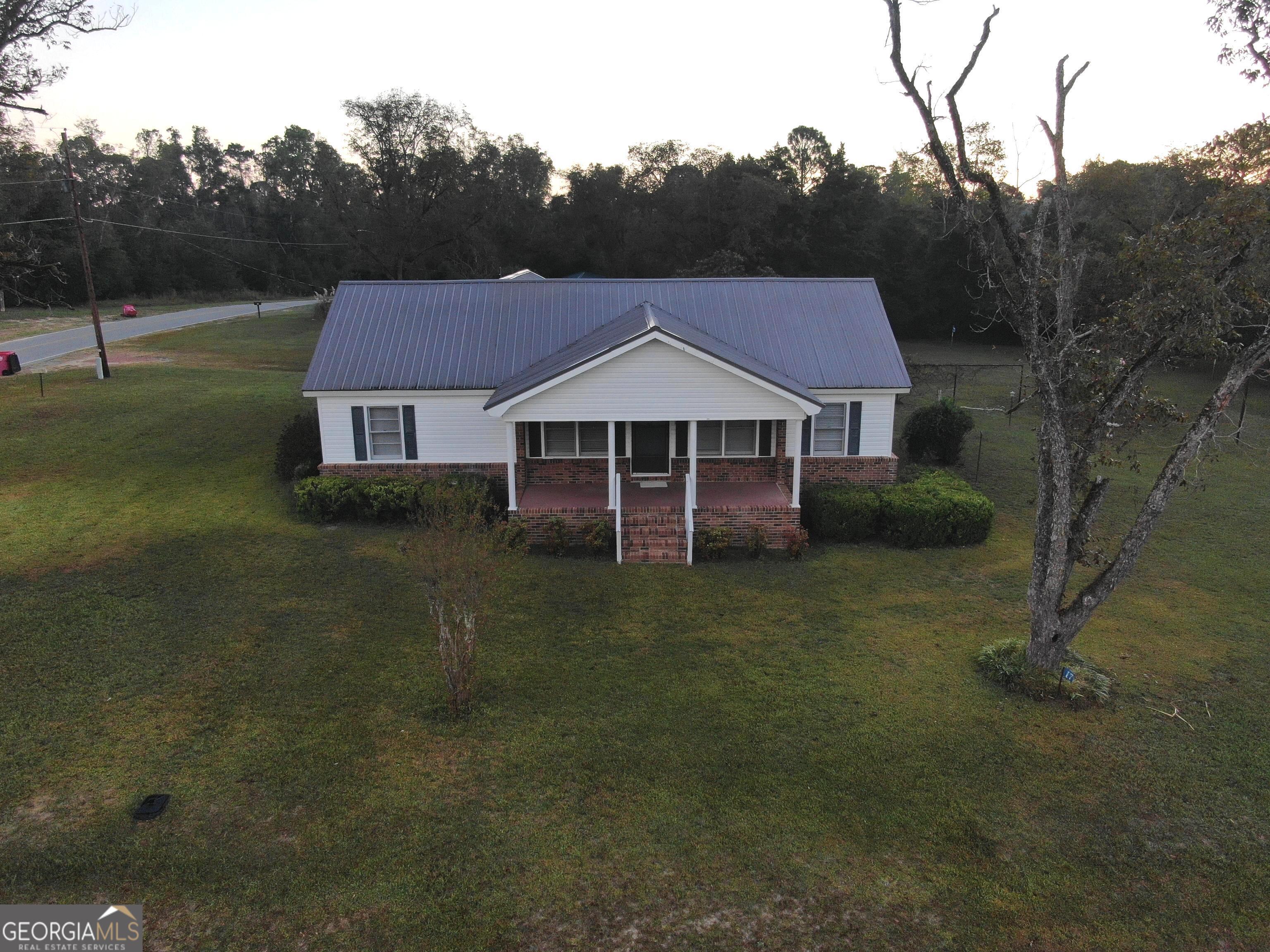 17 Second Street Mcrae-helena GA 31037