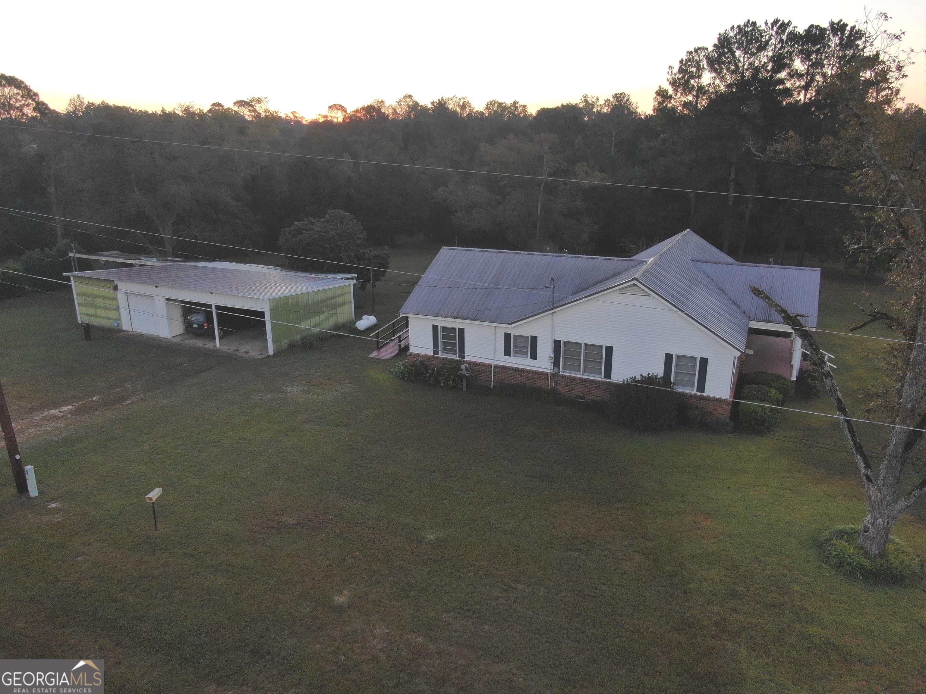 17 Second Street Mcrae-helena GA 31037