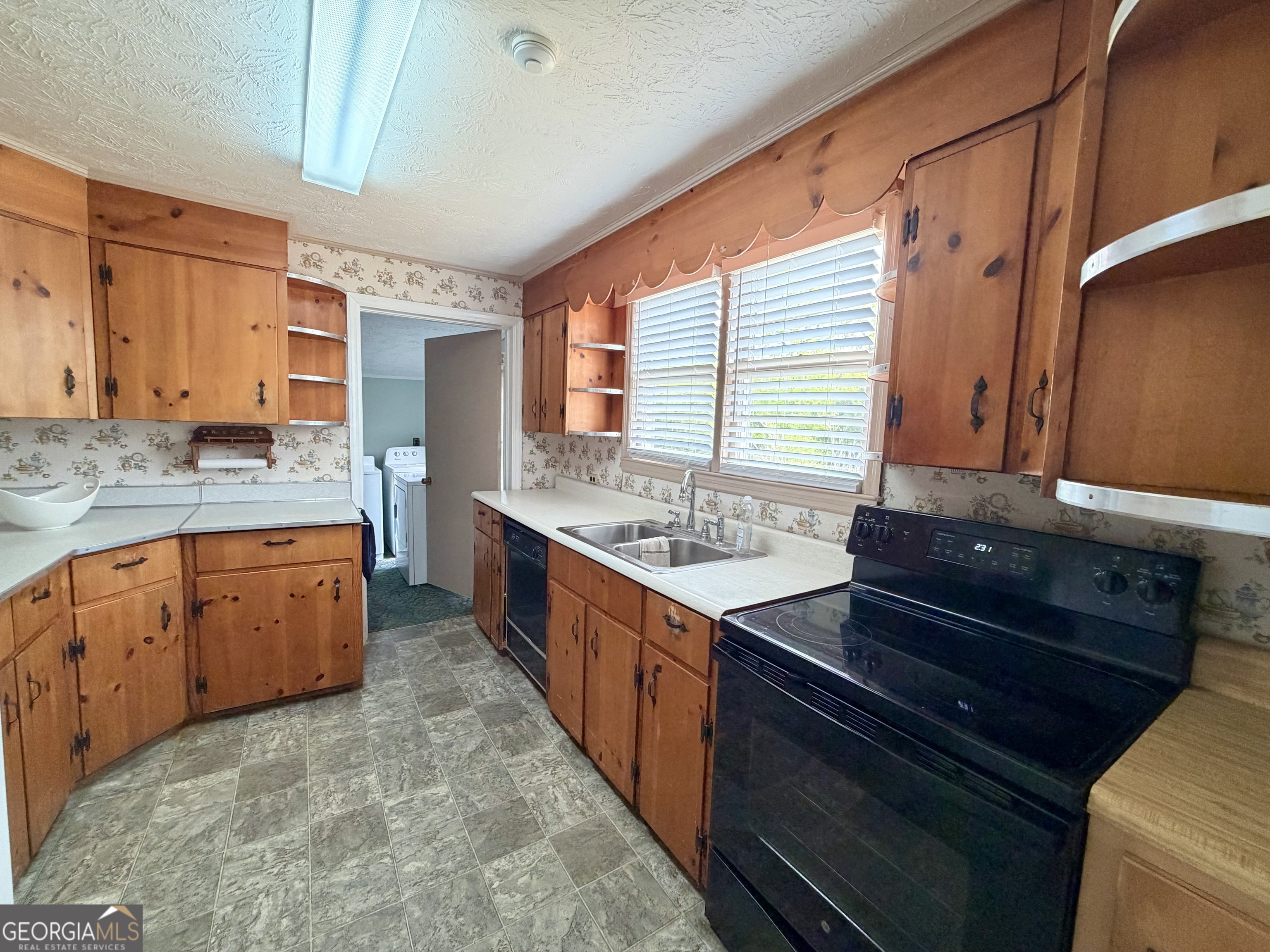 17 Second Street Mcrae-helena GA 31037