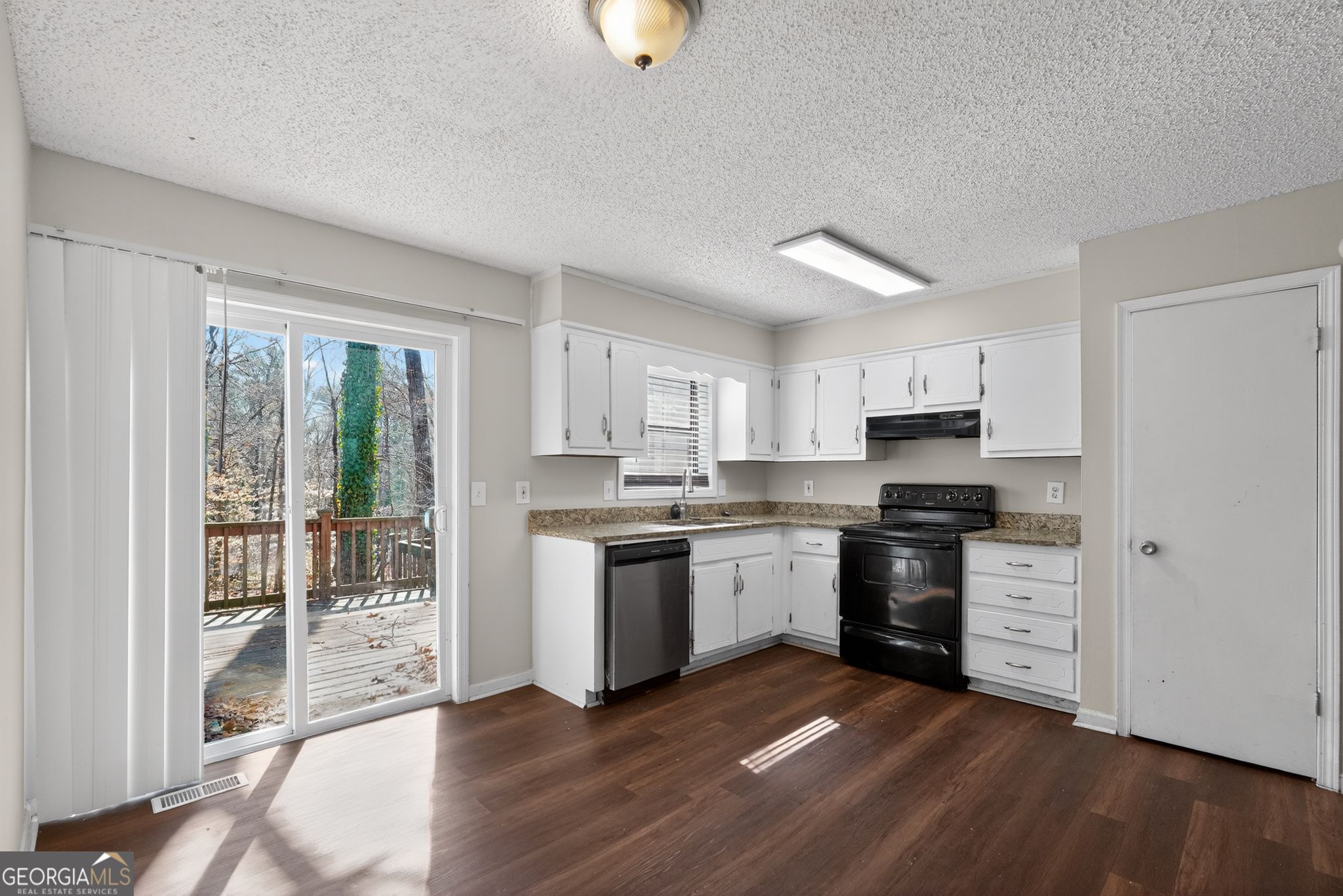 879 Lost Creek Circle Stone Mountain GA 30088