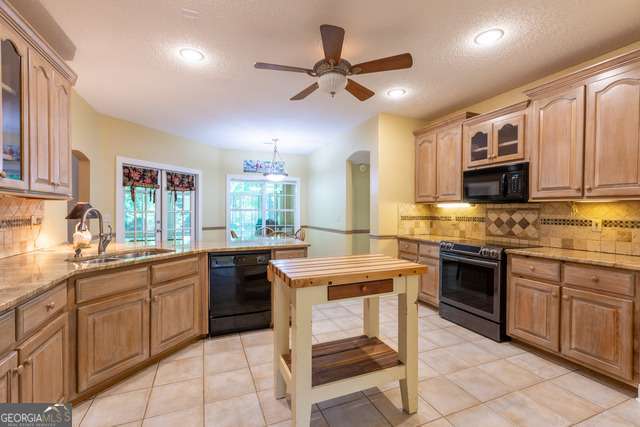 206 Enclave Lane Newnan GA 30263