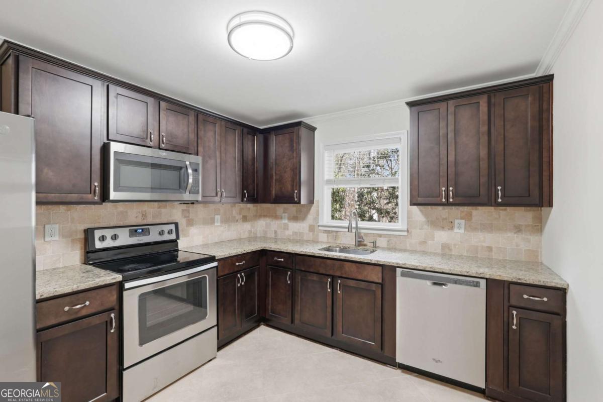550 Pine Rock Trail Sugar Hill GA 30518