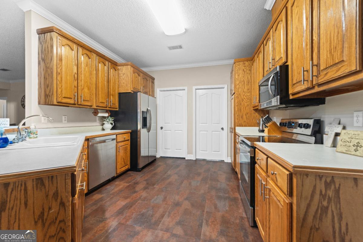 2784 Autumn Ridge Lane Waycross GA 31501