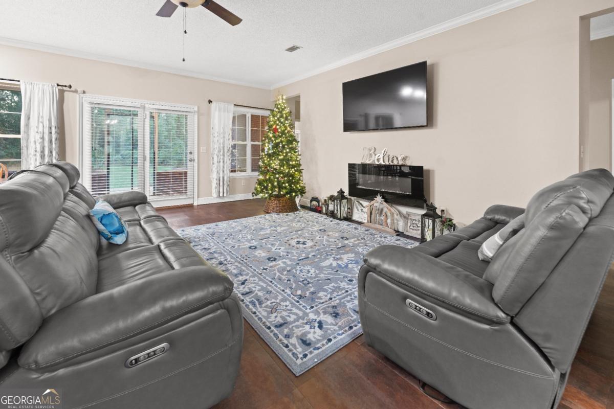 2784 Autumn Ridge Lane Waycross GA 31501