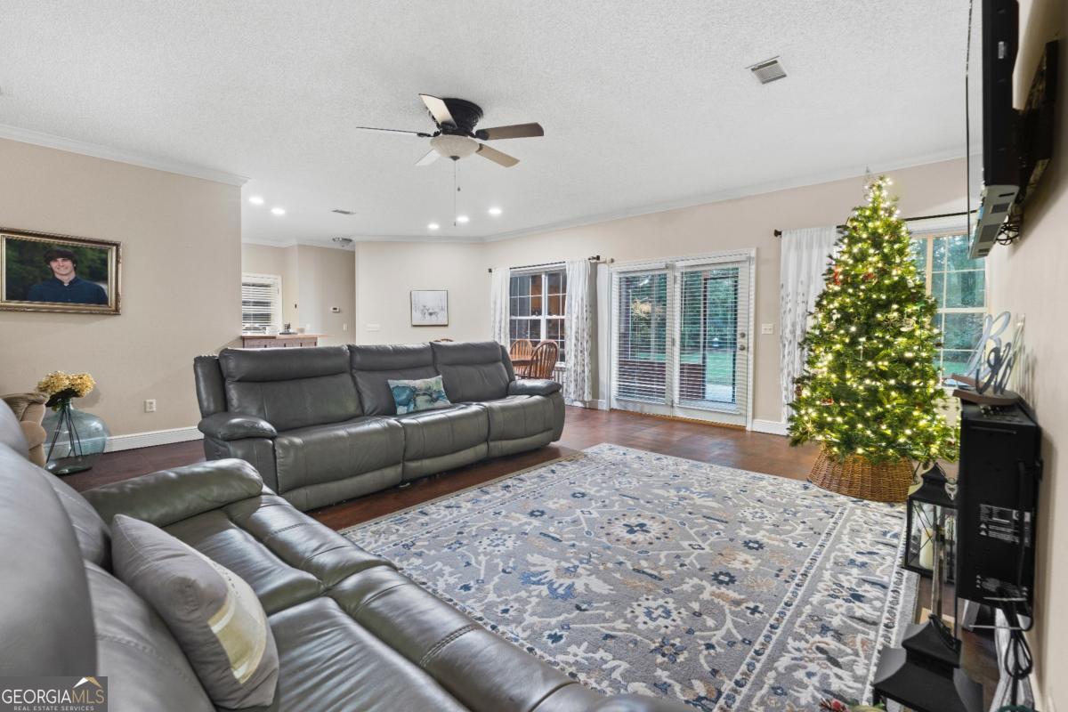 2784 Autumn Ridge Lane Waycross GA 31501