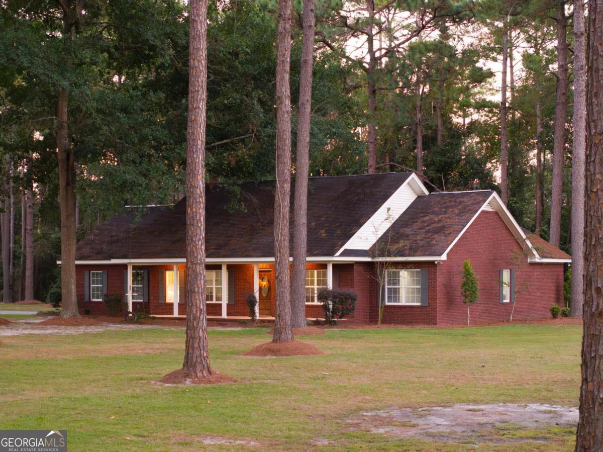 2784 Autumn Ridge Lane Waycross GA 31501