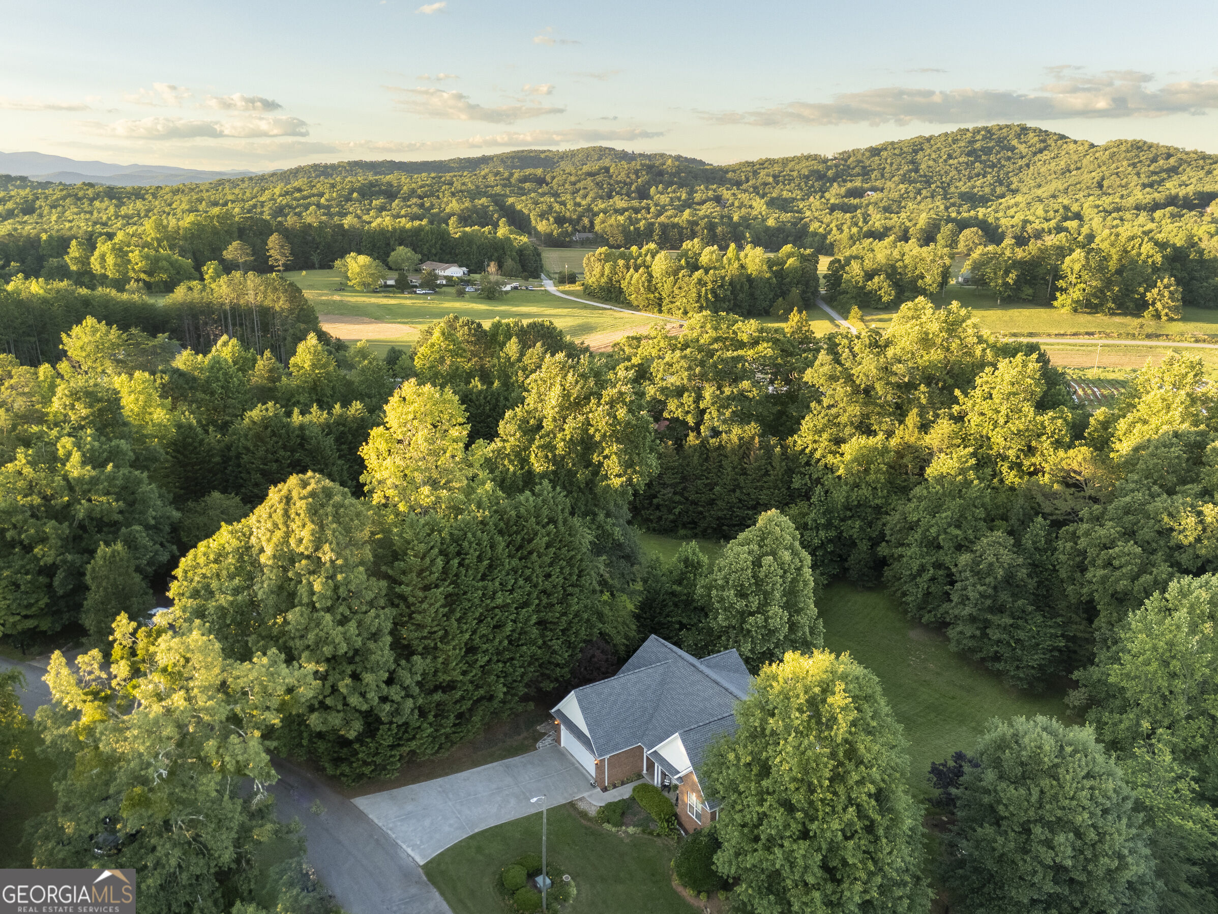 135 Majestic Way Clarkesville GA 30523